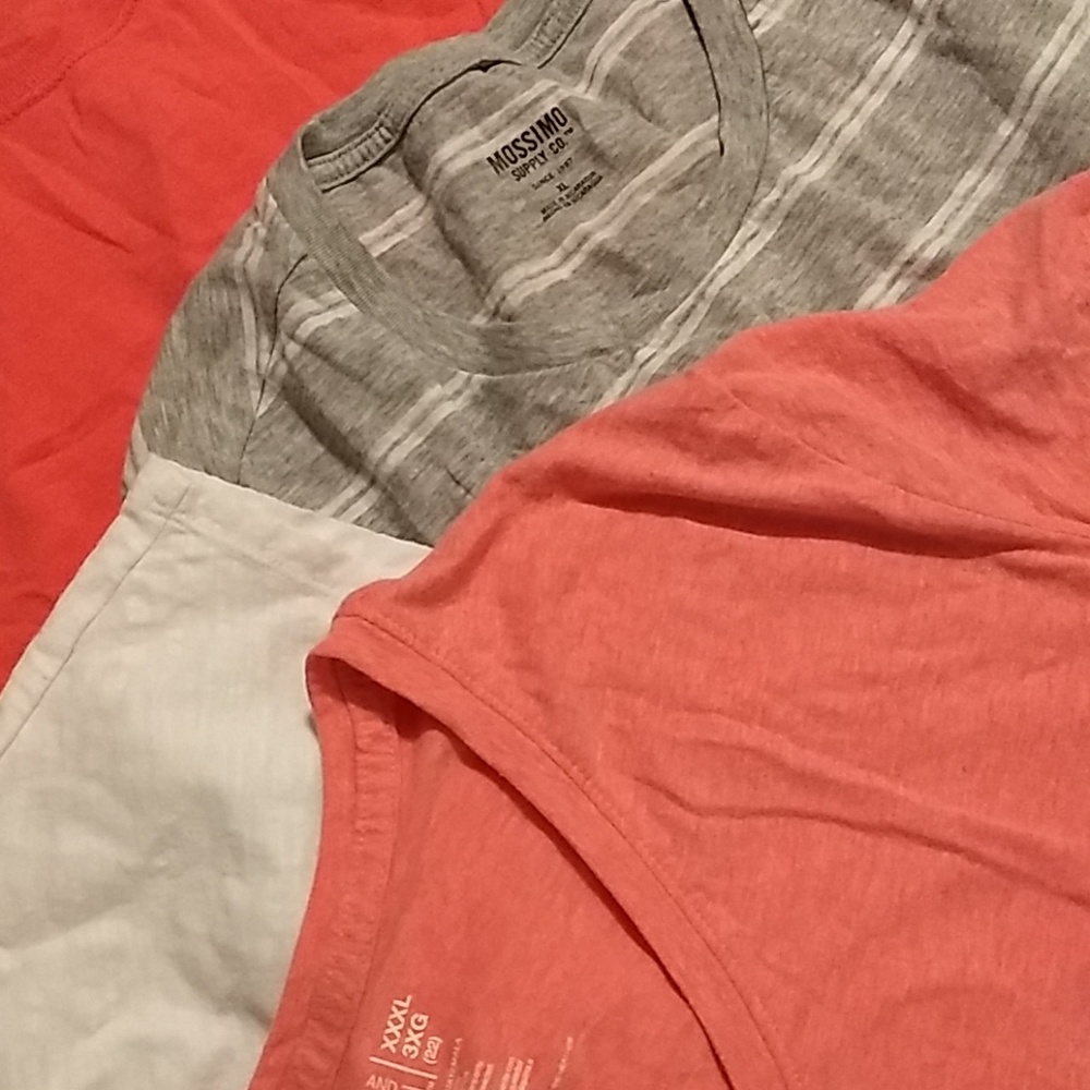 Tshirts - Picture 3 of 5
